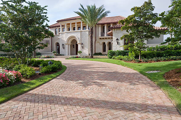 Best Local Driveway Pavers  in St Paul, MO